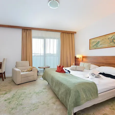 Arche Pulawska Warsaw