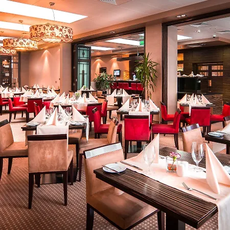 Arche Pulawska 3* Warsaw