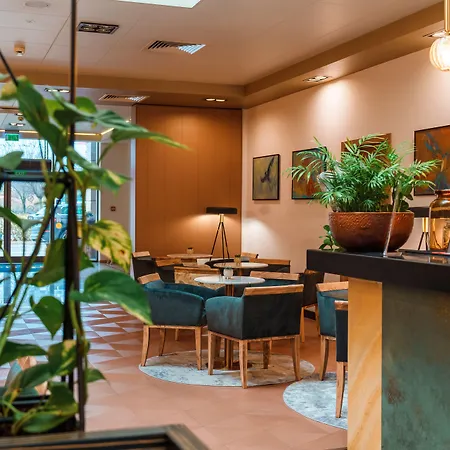 Arche Pulawska 3* Warsaw