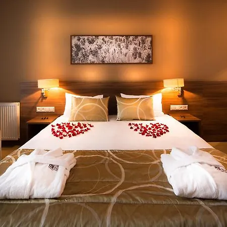 Arche Pulawska Warsaw