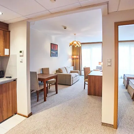 Arche Pulawska 3* Warsaw