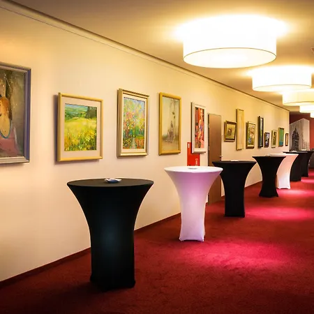 Arche Pulawska Szálloda 3*
