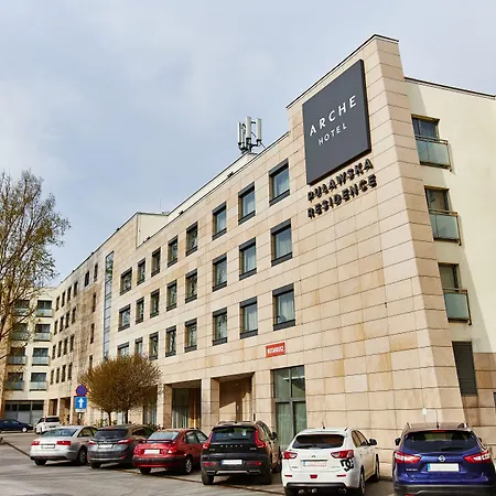 Arche Pulawska 3* Varsó